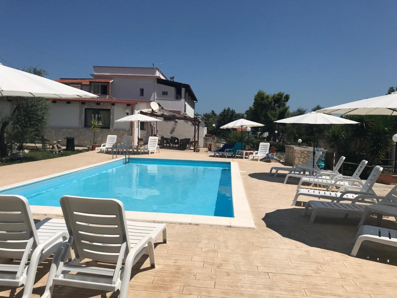 Agriturismo Azzarone Vieste Buitenkant foto